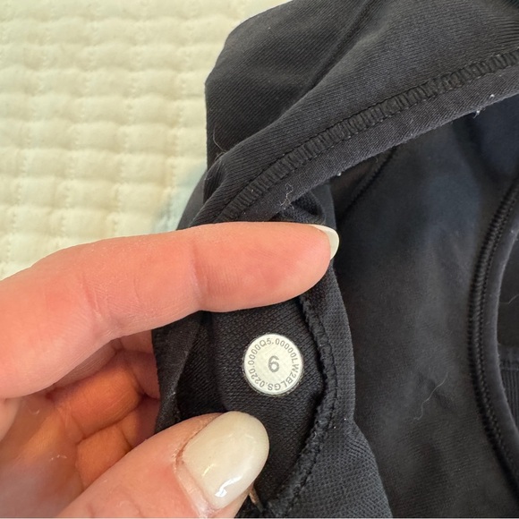 Lululemon Ebb to Train Bra Medium Support - Picture 7 of 7